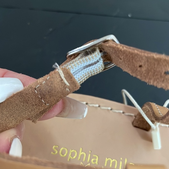 🔥nwt!  Leopard t-strap flat sandal - Picture 7 of 9